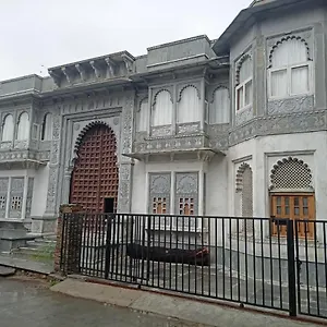 Aravali View Palace *** Udaipur