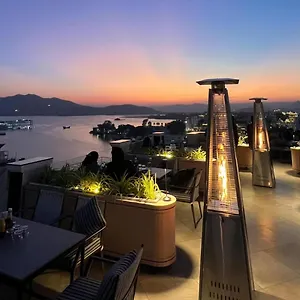 The Red Pier By Downtown *** Udaipur