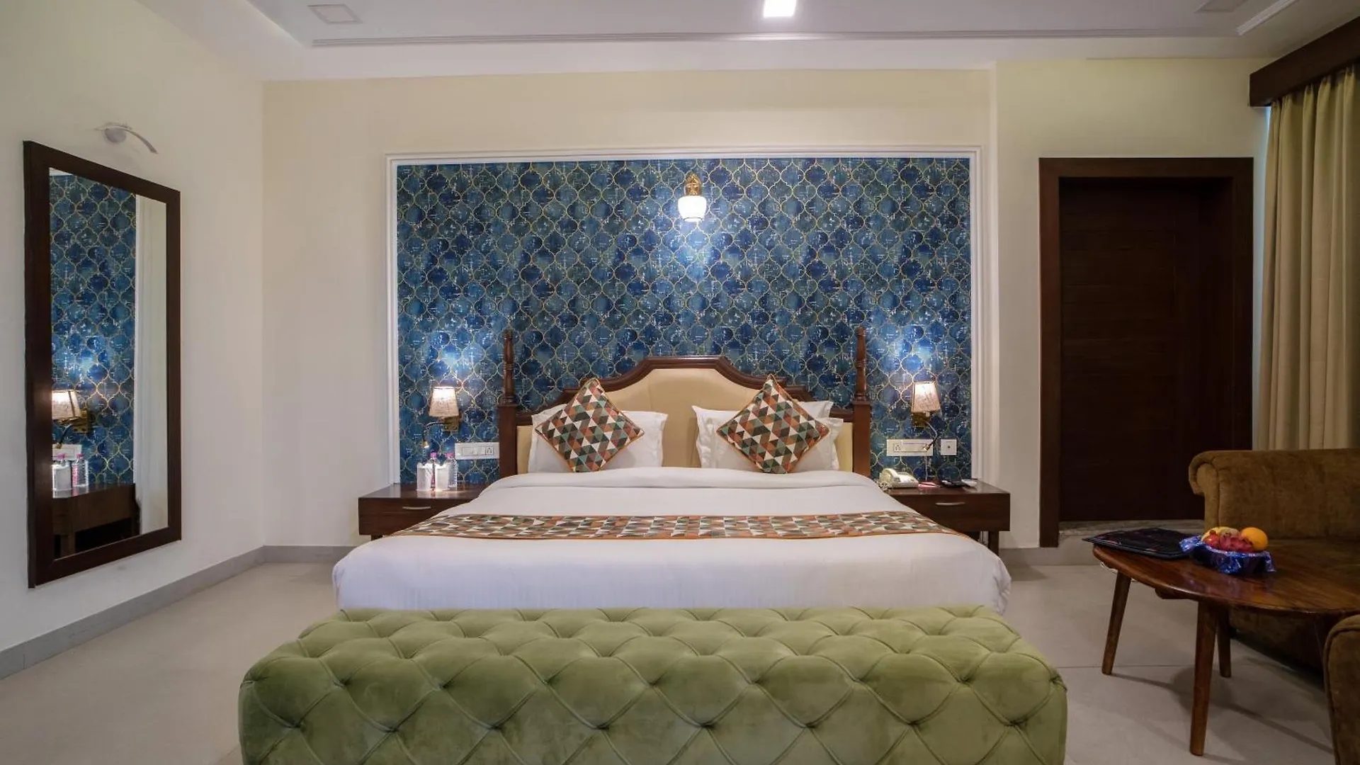 The Courtyard - Beyond Bar & Club Hotel Udaipur 4*,  India