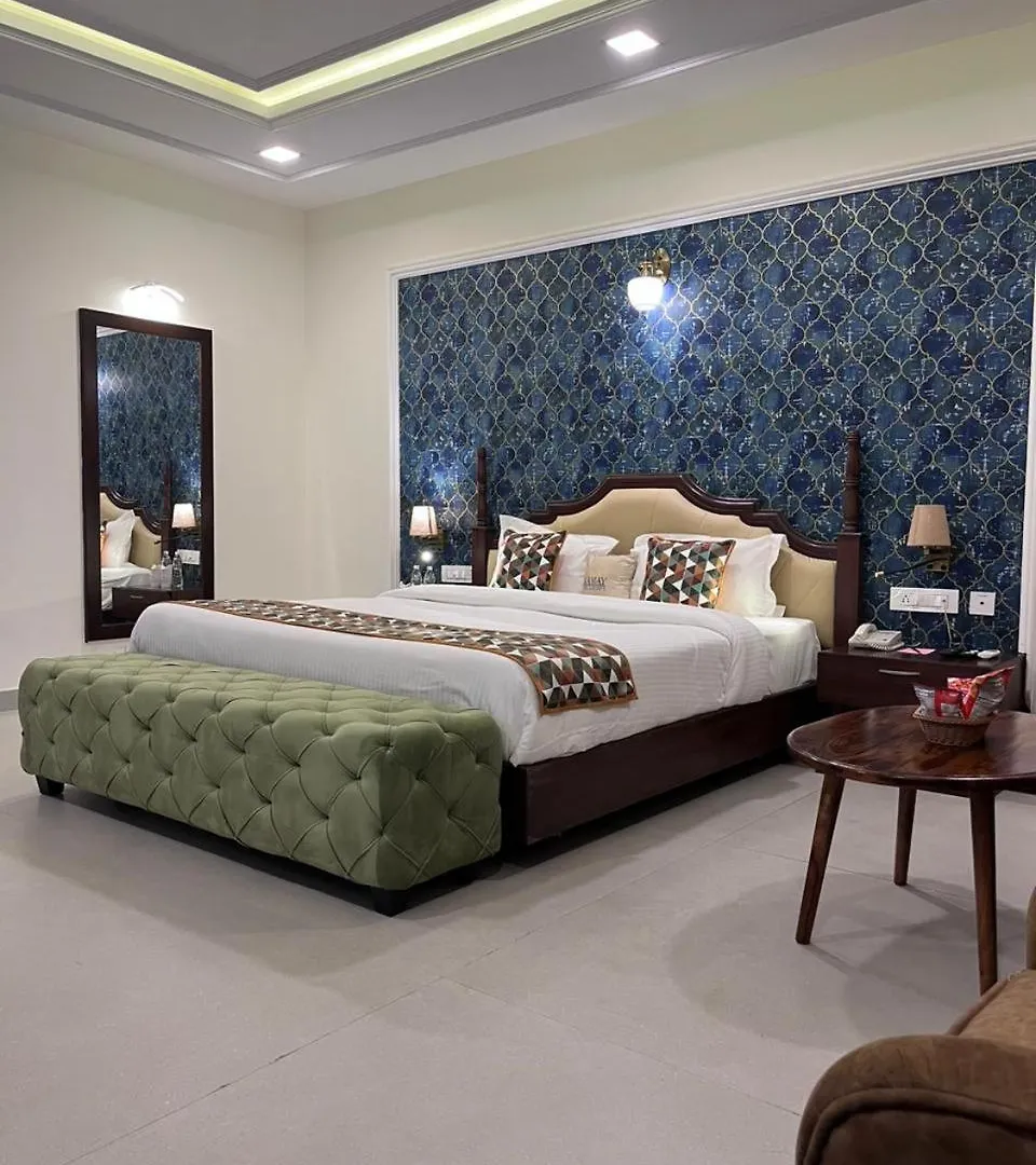 The Courtyard - Beyond Bar & Club Hotel Udaipur