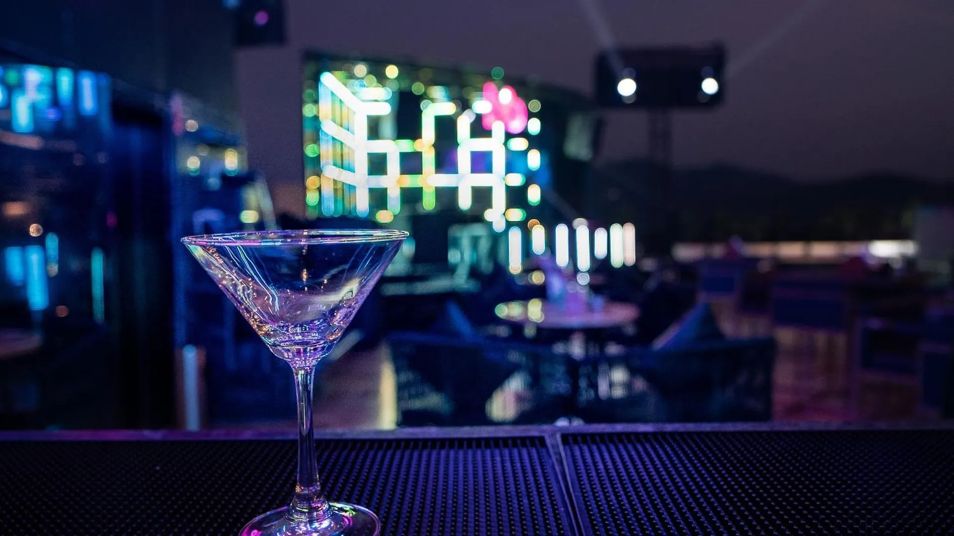 The Courtyard - Beyond Bar & Club Hotel Udaipur